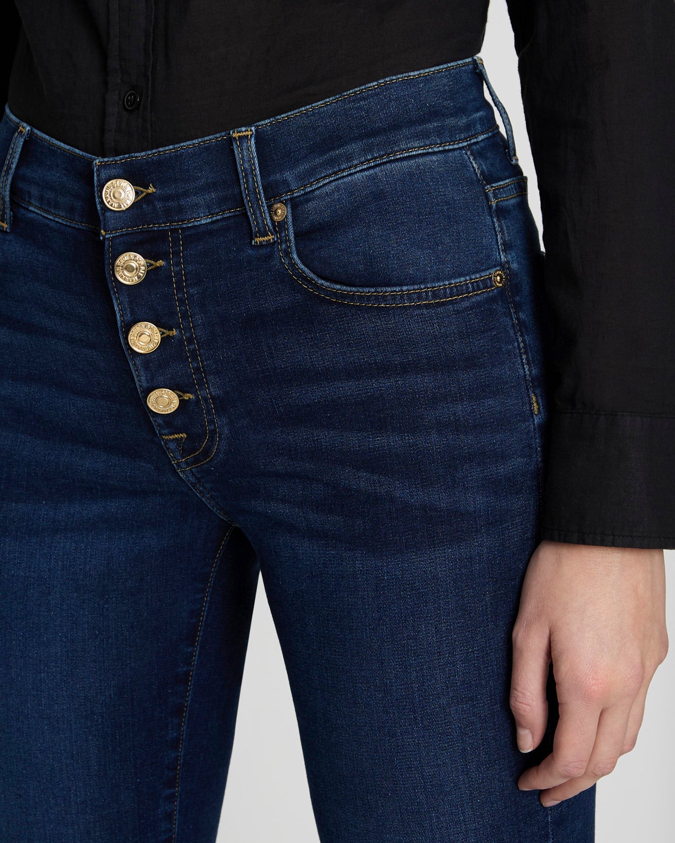 B(air) Bootcut Tailorless in Rinsed Indigo