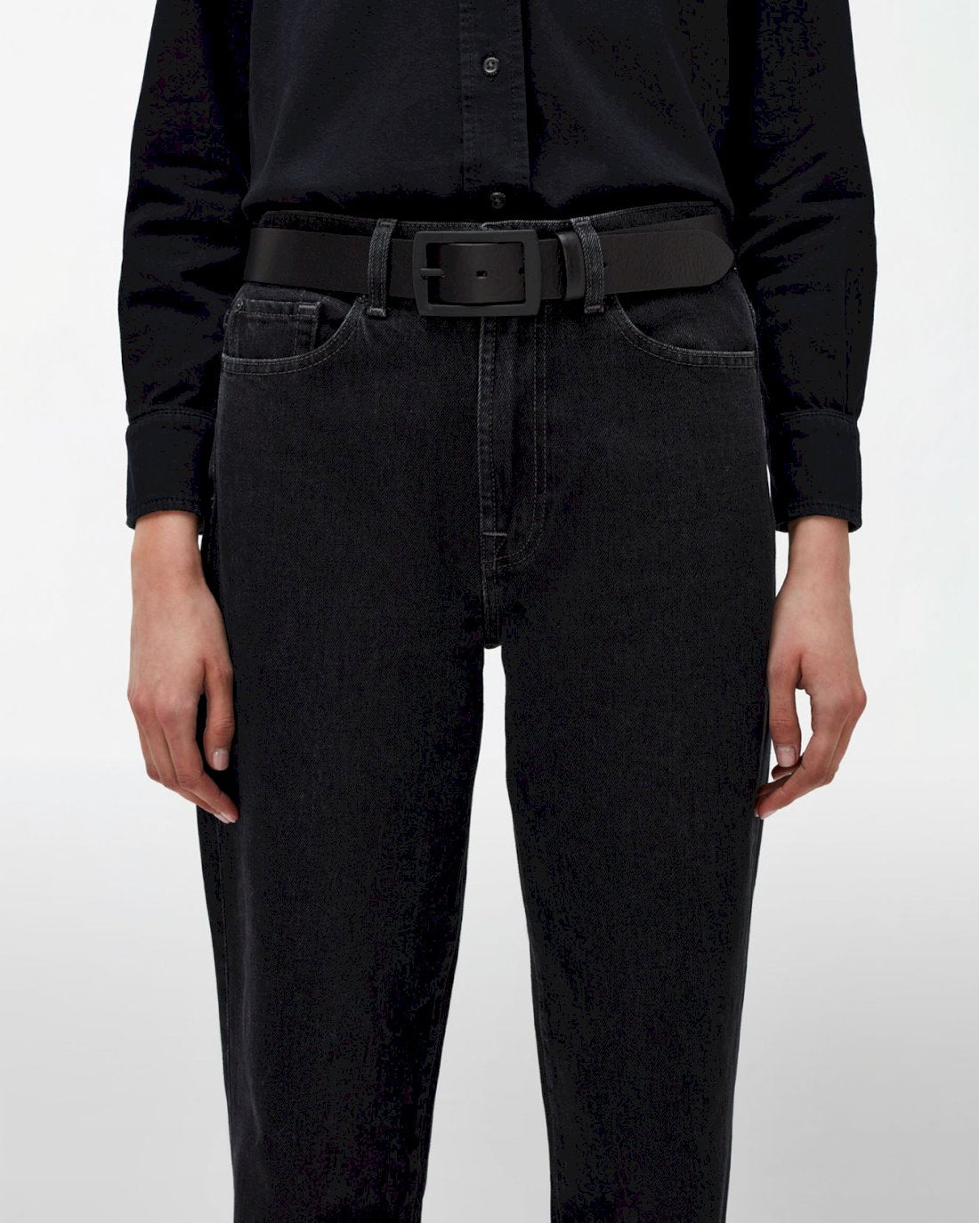 Classic Leather Belt in Black
