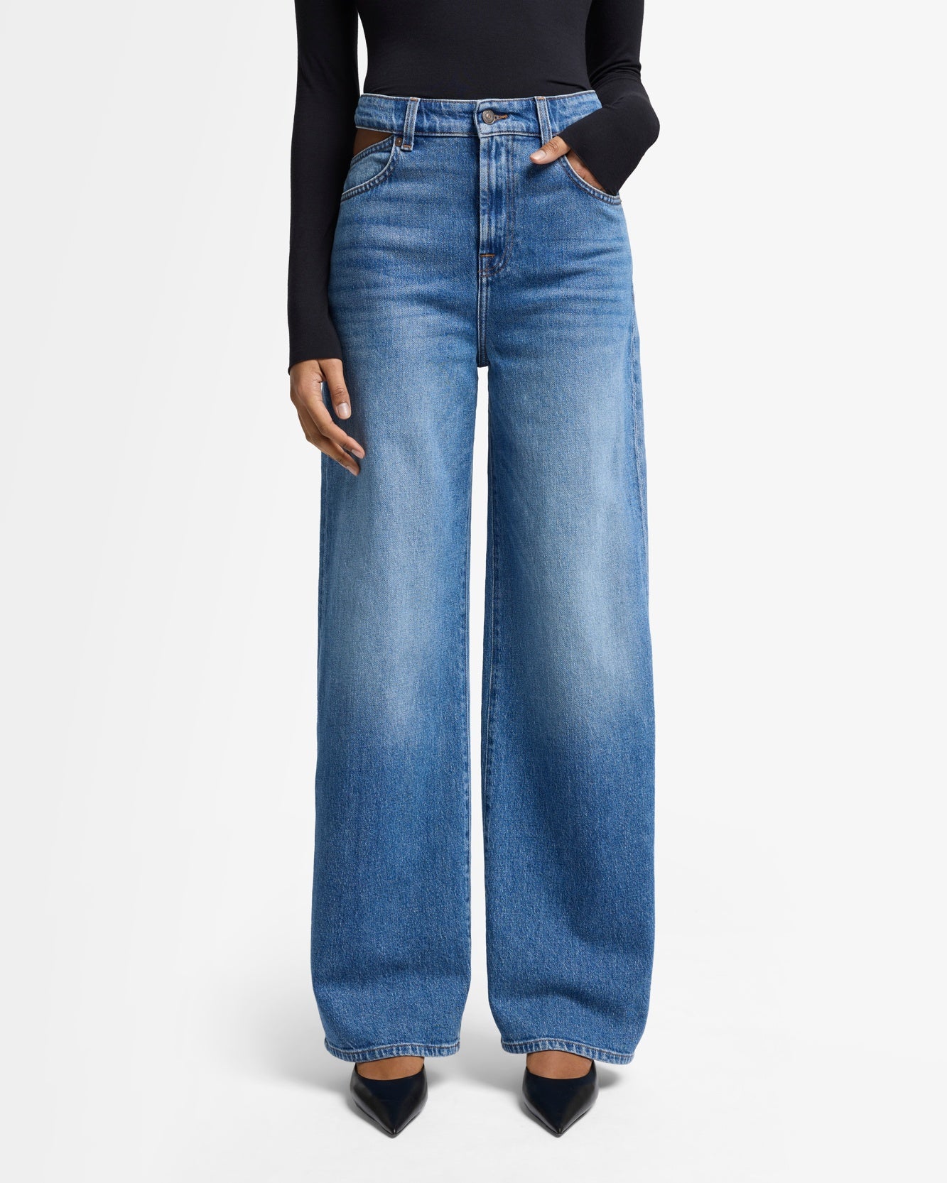Scout Oversized Straight in Weekend