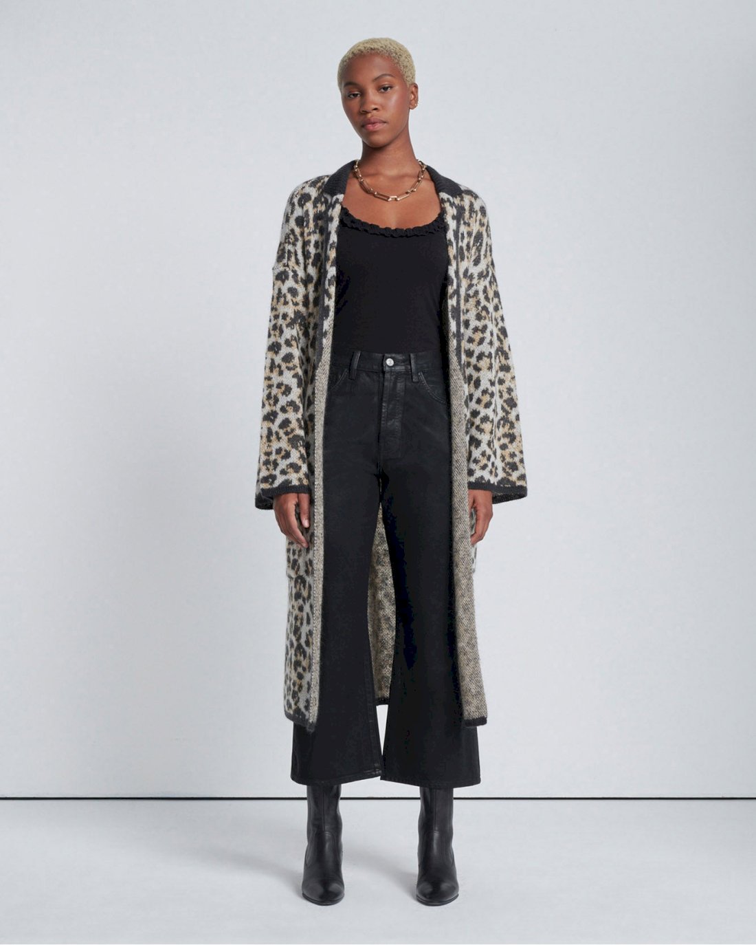 Jacquard Long Sweater Cardigan in Leopard