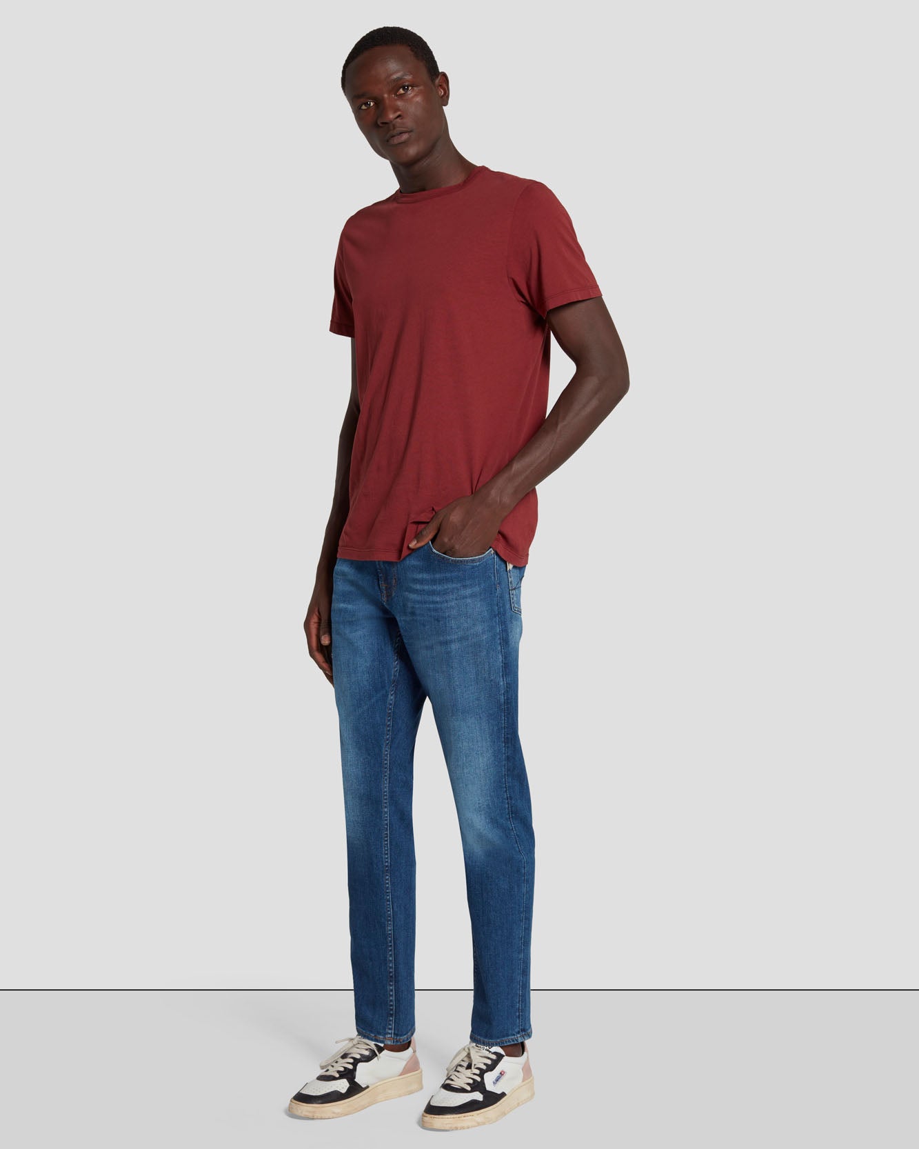EarthKind Stretch Tek Adrien in Essential
