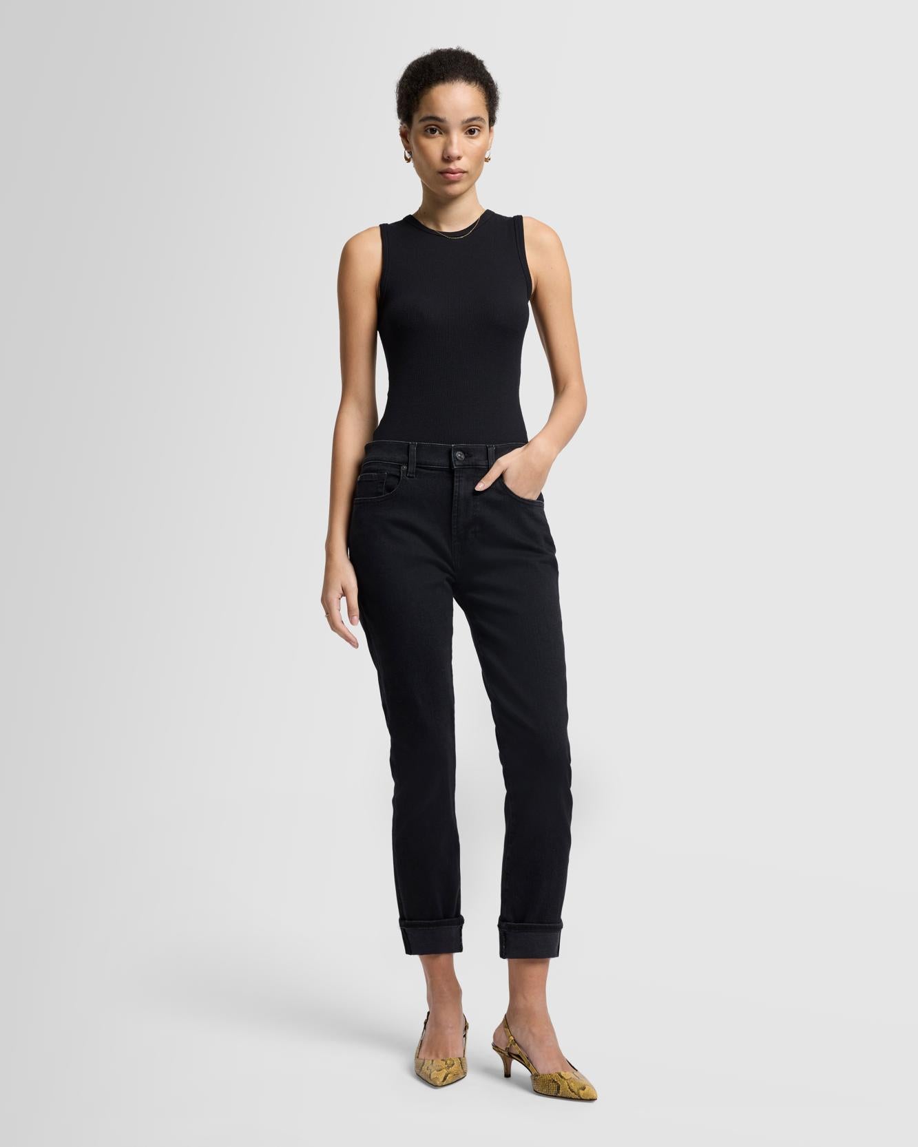 Slim Illusion Relaxed Skinny in Saturday Night