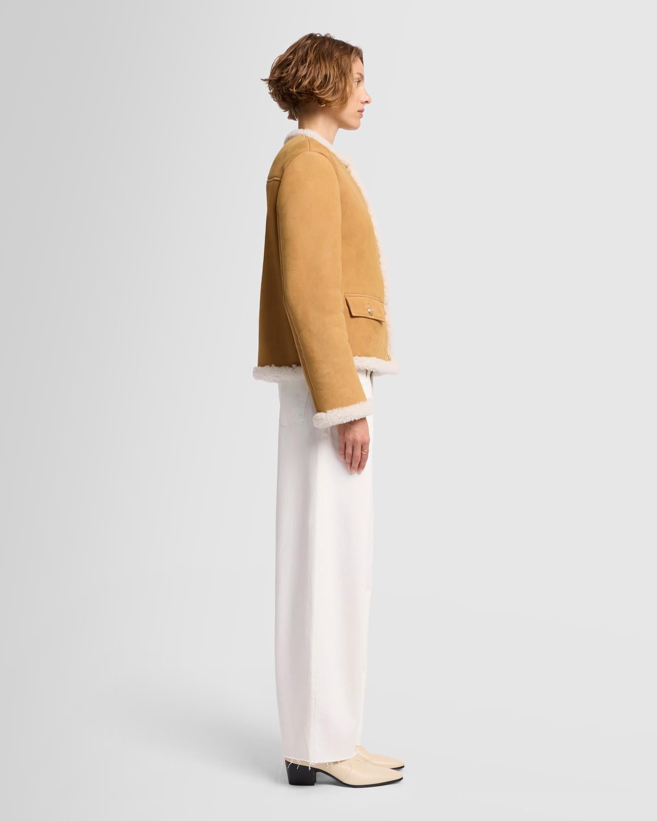 Cropped Shearling Jacket in Porcini
