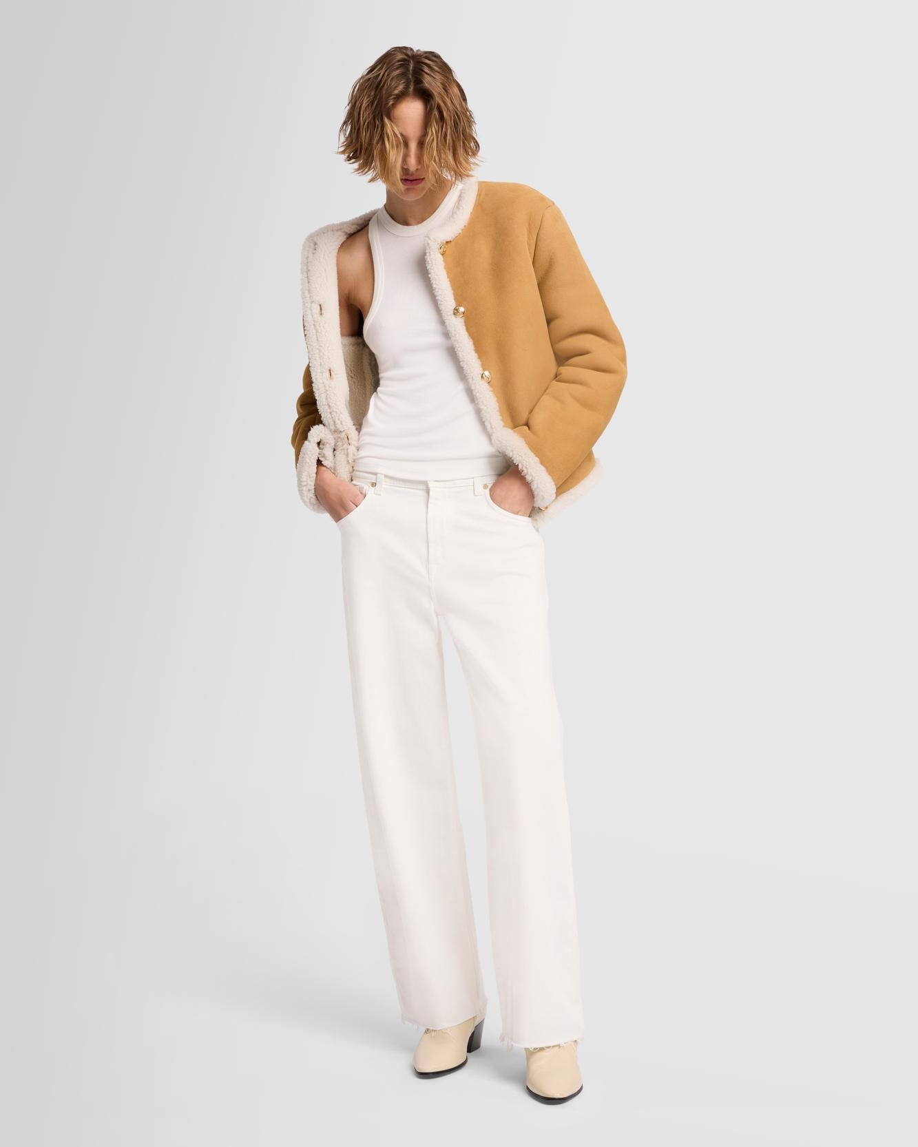 Cropped Shearling Jacket in Porcini