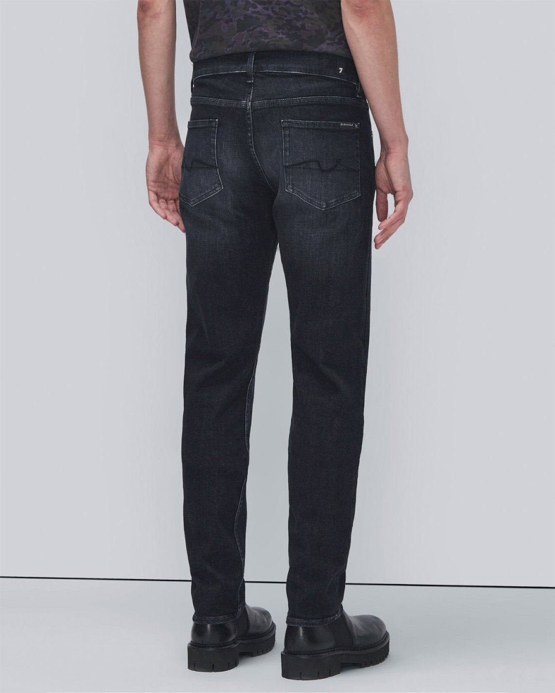 Earthkind Stretch Tek Slimmy Tapered in Untouched