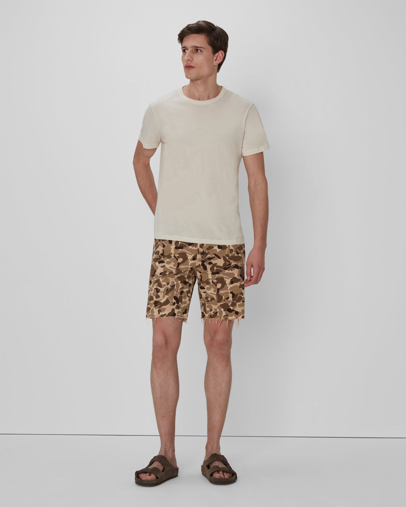 Cutoff Shorts In Camo