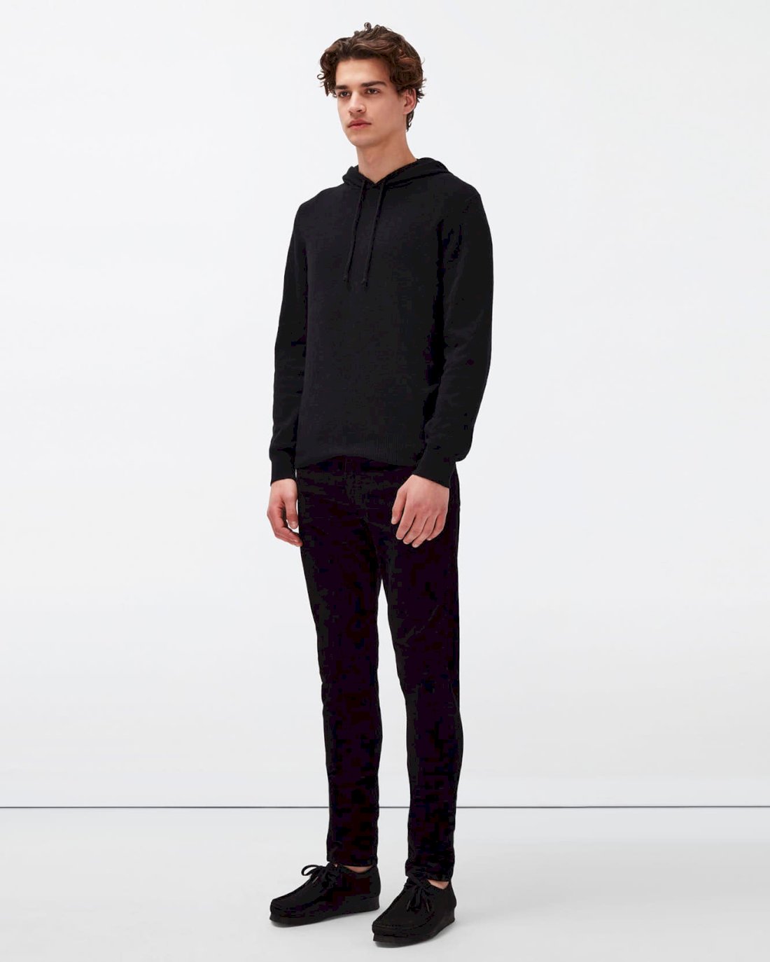 Slimmy Tapered Corduroy in Black