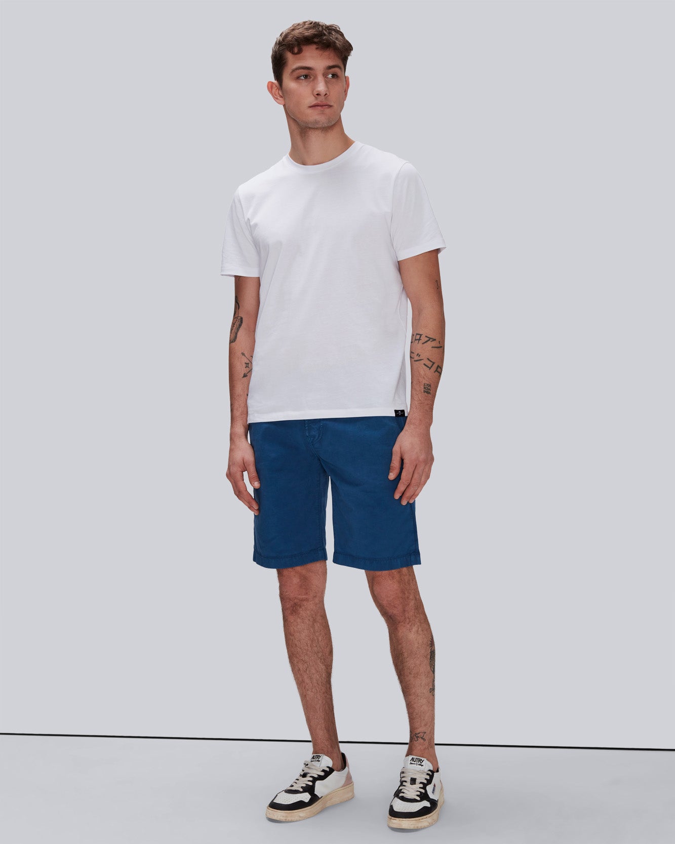 Airweft Twill Chino Short in Sea Bed
