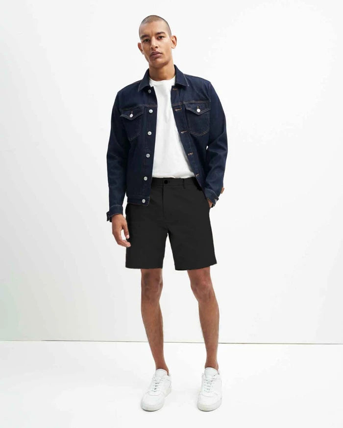 Tech Series Short in Black