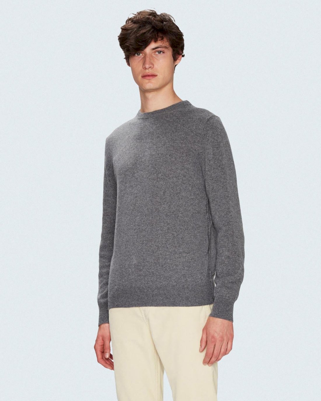 Cashmere Crew in Grey