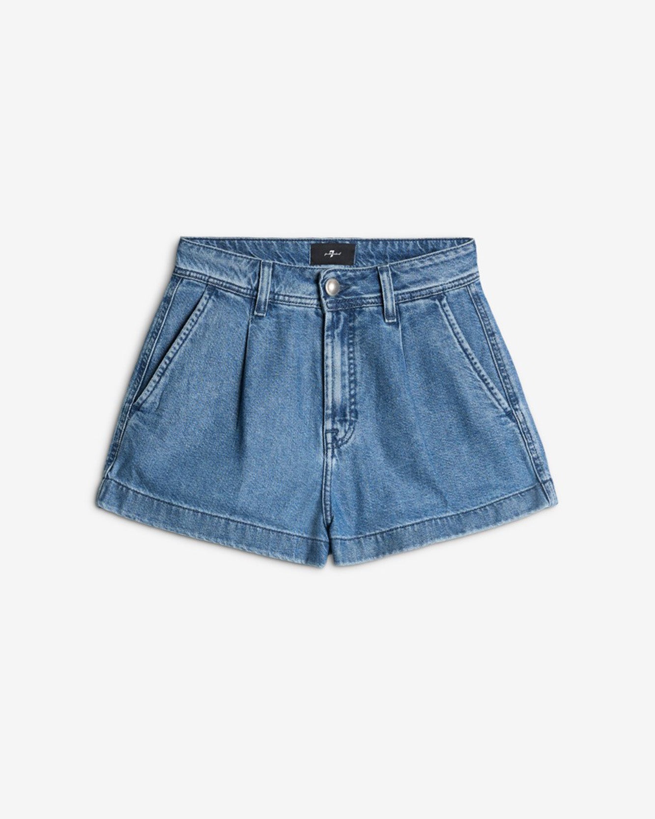 Weightless Pleated Denim Short in Hilo