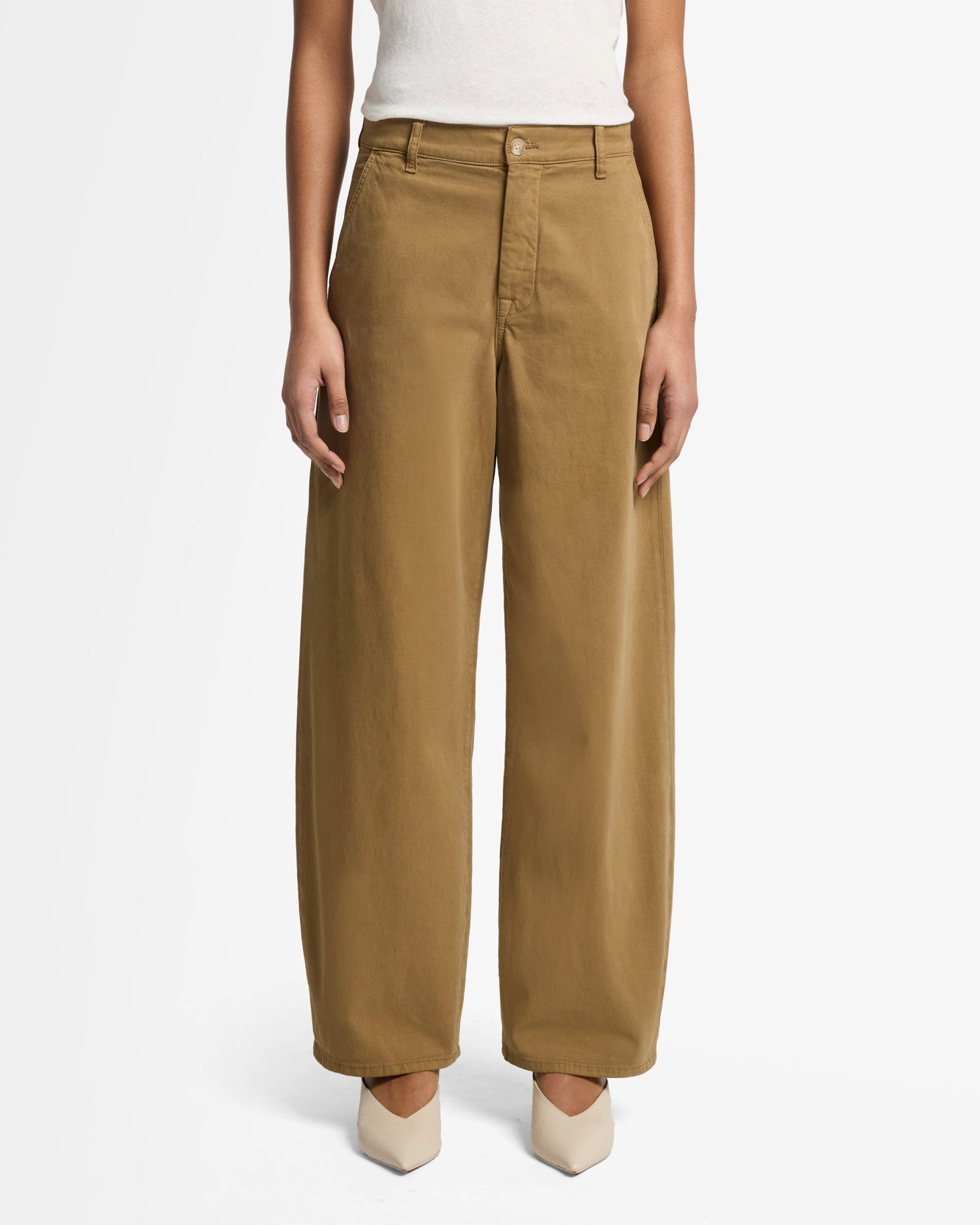 Comfort Twill Bonnie Barrel Leg in Sand Storm