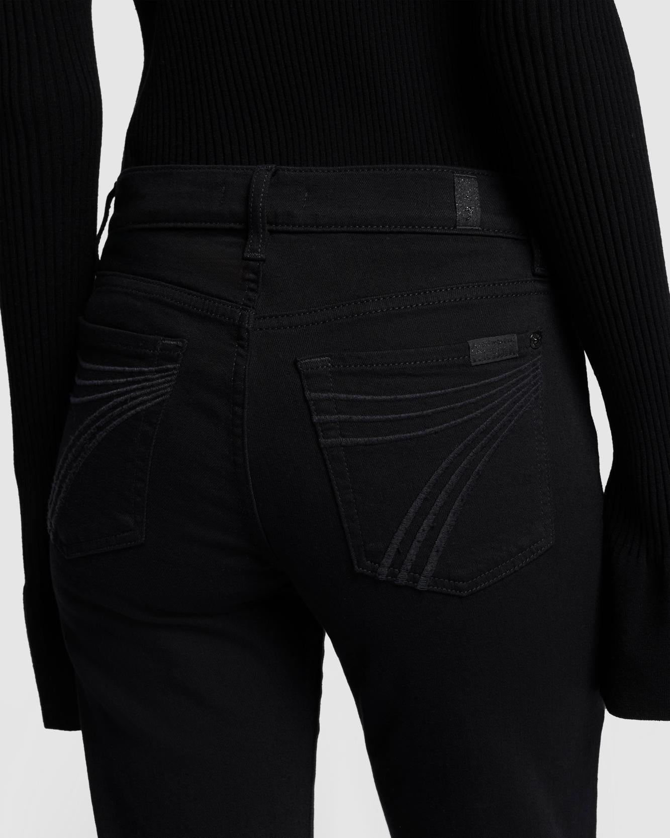 Dojo in Black