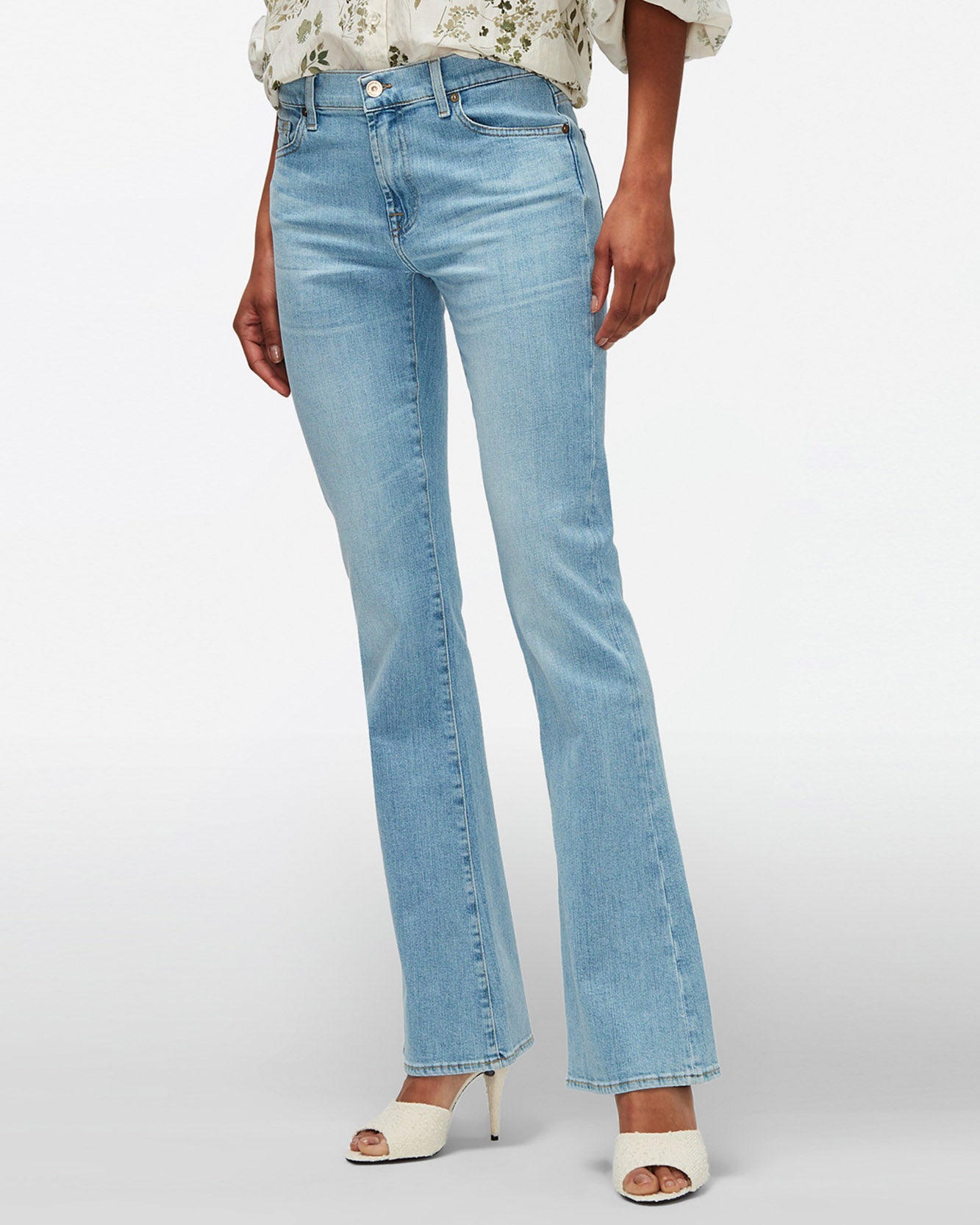 Slim Illusion Kimmie Bootcut In Playbook